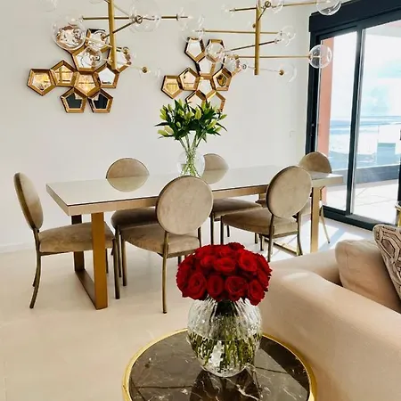 Luxury 3 Bedroom Penthouse Appartement