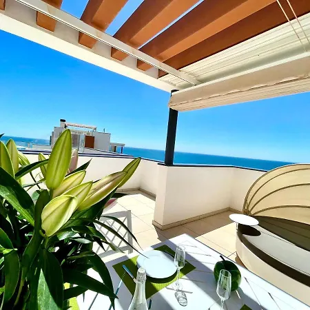 Luxury 3 Bedroom Penthouse Apartamento Fuengirola