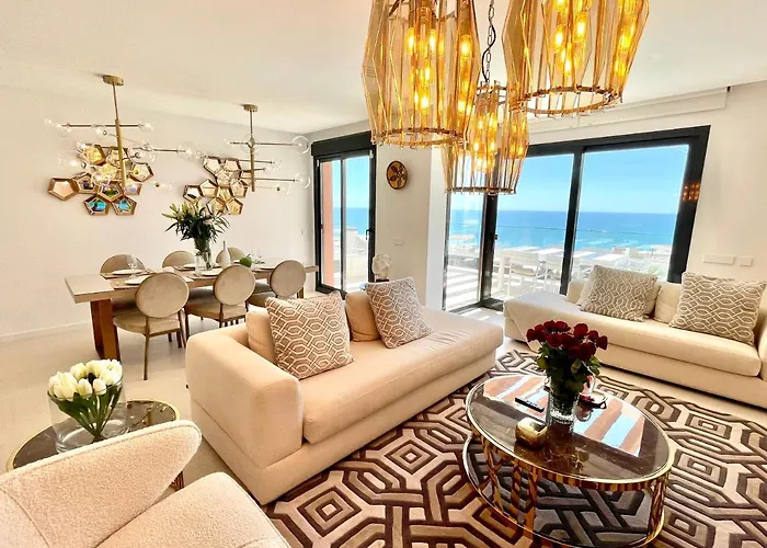 Luxury 3 Bedroom Penthouse Apartment Fuengirola