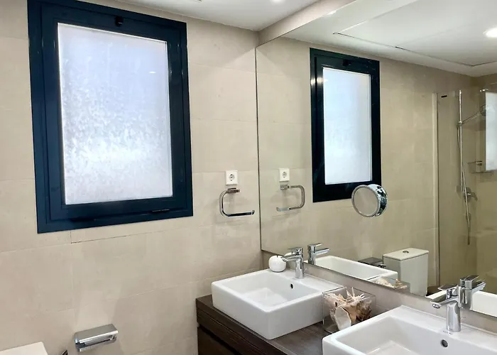 Apartment Luxury 3 Bedroom Penthouse