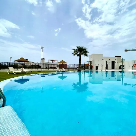 Luxury 3 Bedroom Penthouse Appartement